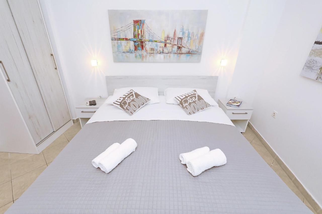 Apartmani Strpic Биоград на Мору Екстериор снимка