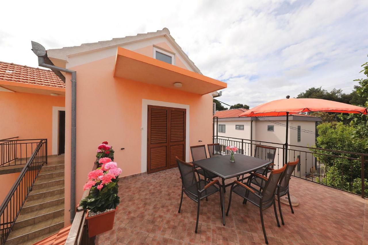 Apartmani Strpic Биоград на Мору Екстериор снимка